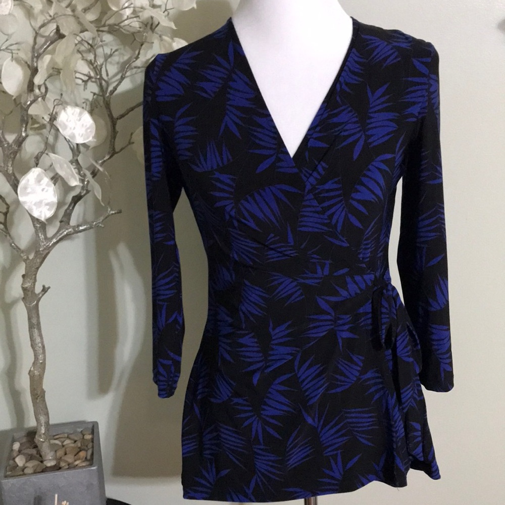 Anne Klein Black and Blue Leaf-Print Wrap Blouse